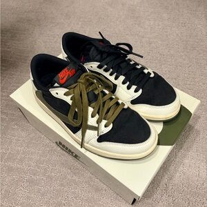 Travis Scott x Women’s Air Jordan 1 Retro Low OG SP “Olive”